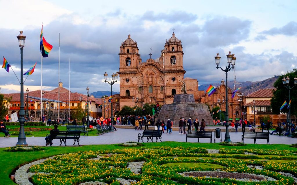 Plaza-de-Armas-Cusco