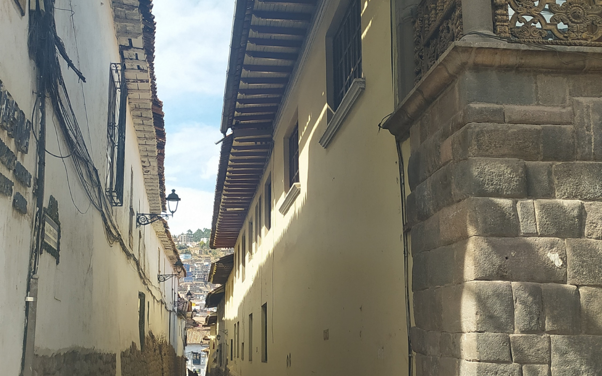 Las siete calles del Cusco que comienzan con el número 7